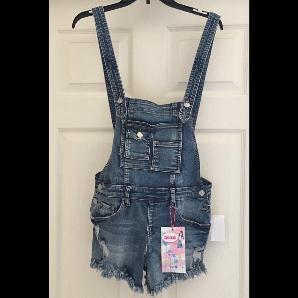Almost Famous Denim ShortAll Distressed NWT Sz13